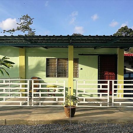 Chalet Desa Halban Kangar Buitenkant foto